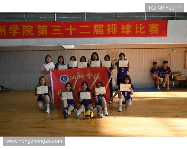 杭州排球队在奥运会上的团队协作展现出无与伦比的默契与拼搏精神