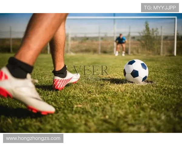 足球明星点球技巧解析与心理战术探讨助力球迷理解比赛魅力